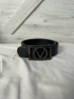 Valentino Black Leather Belt size 42